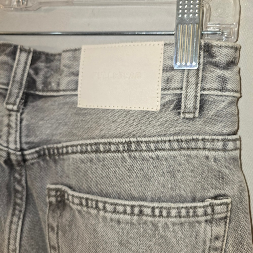 Pull&Bear Jeans 2 Women Grey Straight Leg High Rise Raw Hem Acid Wash - Picture 7 of 9